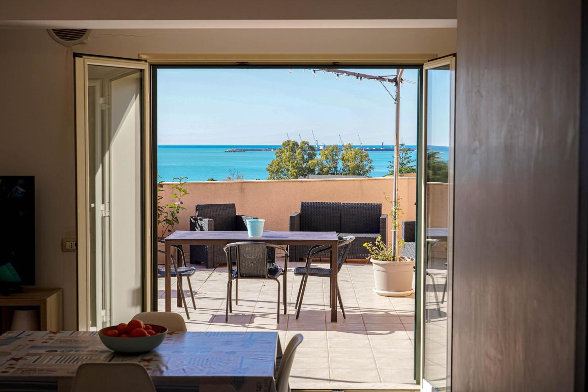 Attico Terrazza Cielomare Seaview Apartamento Pozzallo Exterior foto